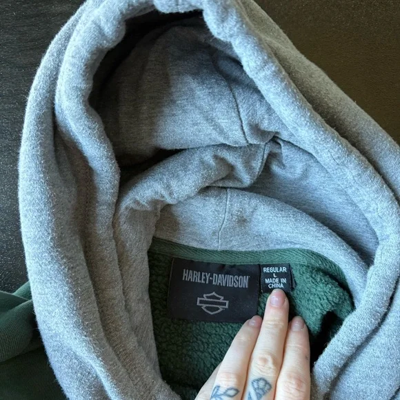 Harley-Davidson Green and Gray Men's Sweater - Picture 6 of 7